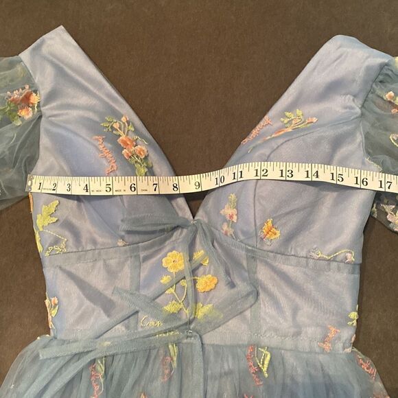 Women’s Blue Prom Party Dress Embroidered Flowers Butterflies Corset Back Size 4 - Picture 11 of 14
